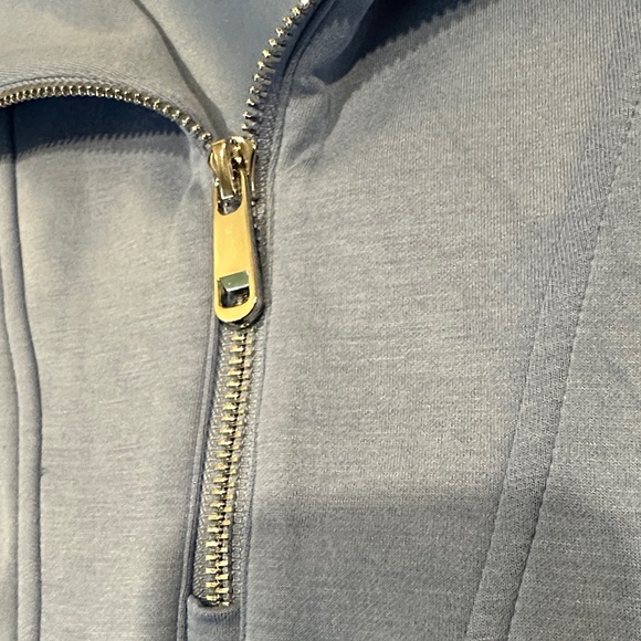 Glamaker | Women’s Periwinkle/Blue Sleeveless Zip-Up Top and Shorts Set - Picture 11 of 14